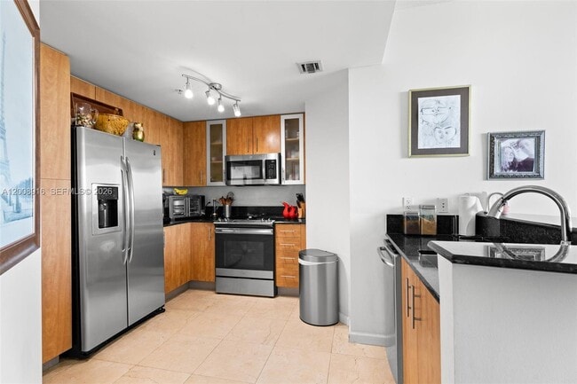 Photo - 7910 Harbor Island Dr Unit 402