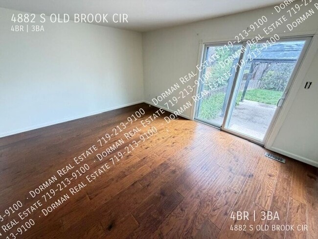 Photo - 4882 Old Brook Cir S