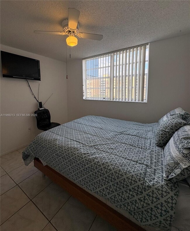 Photo - 5050 NW 7th St Unidad 501