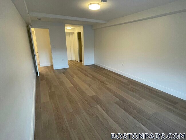 Photo - 1079 Commonwealth Ave Unit 453