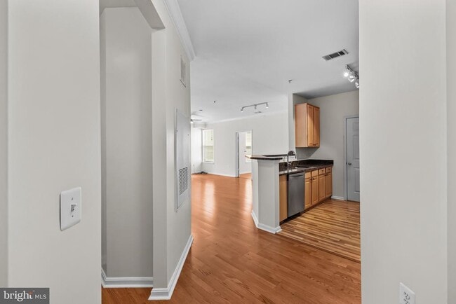 9486 Virginia Center Blvd Unit 218