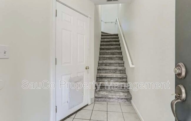 Photo - 7839 NE Kian Ln
