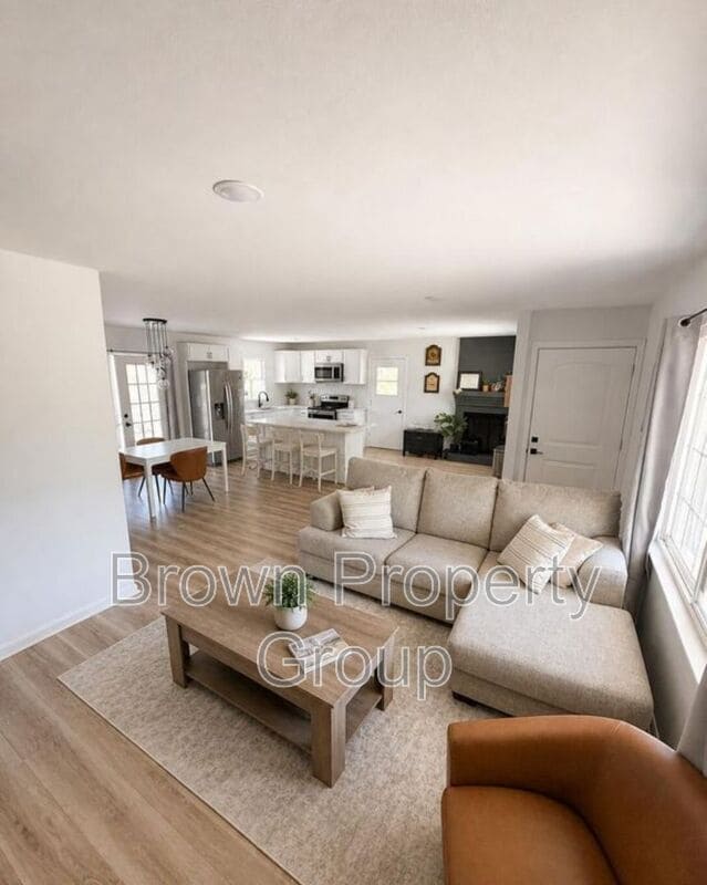 Photo - 1445 Keswick Dr
