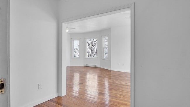 Photo - 1442 Main St Unit 1