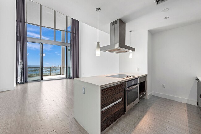 Photo - 1100 Biscayne Blvd
