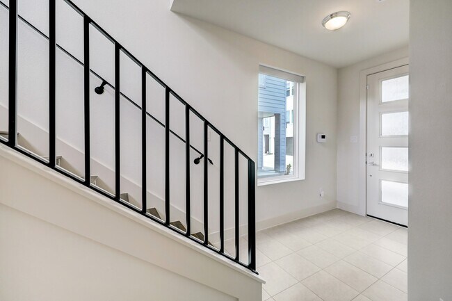 Photo - 4813 Martin Oaks Ln