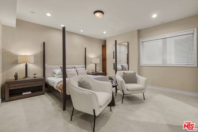 Photo - 2347 Fox Hills Dr Unit 101