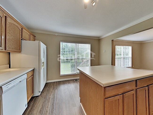 Photo - 4301 Aylesbury Dr