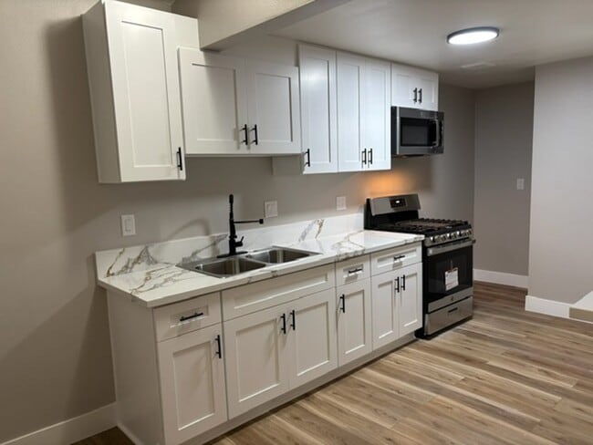 Photo - 331 E. Wakefield Ave.