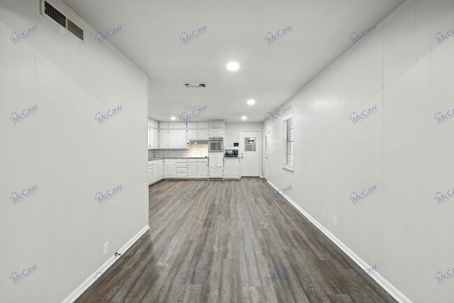 Photo - 223 Annetta Rd