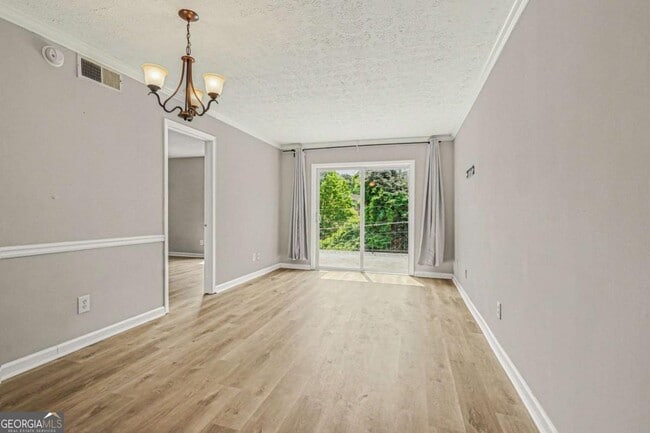 Photo - 2805 Northeast Expy Unidad B34