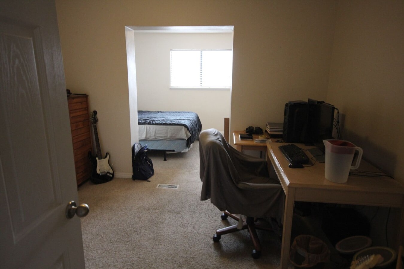 Photo - Huntington Condo Unidad Large Private Room 1