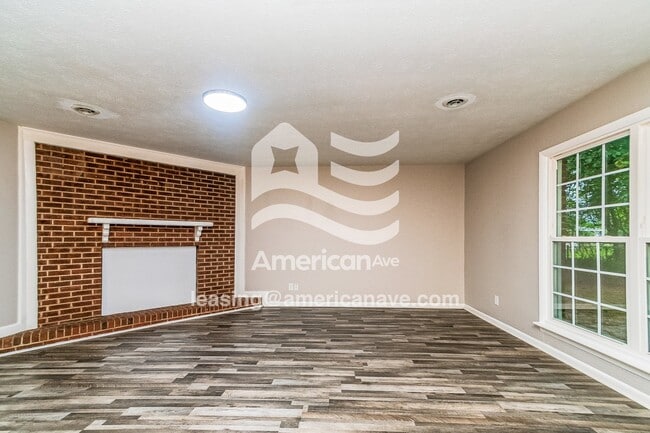 Photo - 1605 Blue Springs Rd