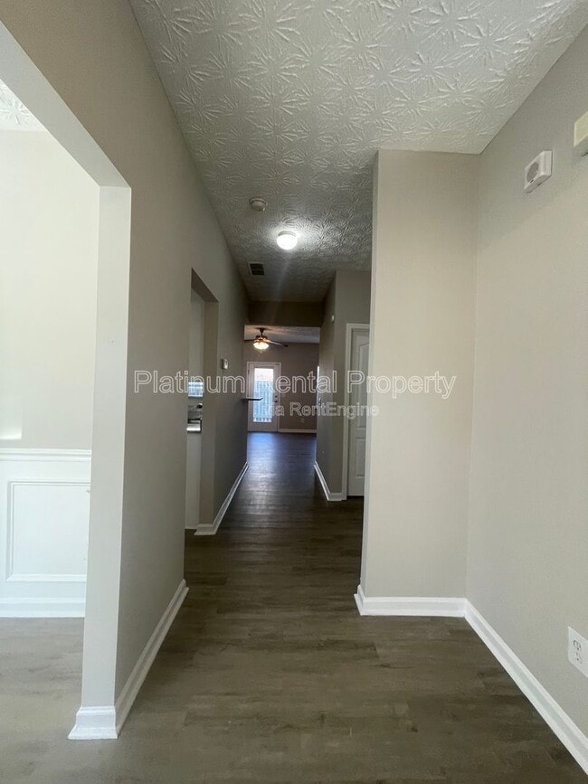 Photo - 2355 Bigwood Trail