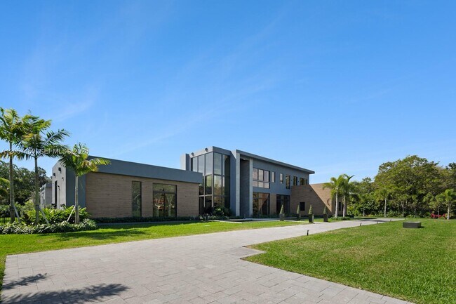 Photo - 5900 SW 129th Terrace