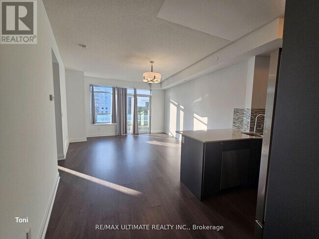 Photo - 25 Fontenay Ct Unit 707