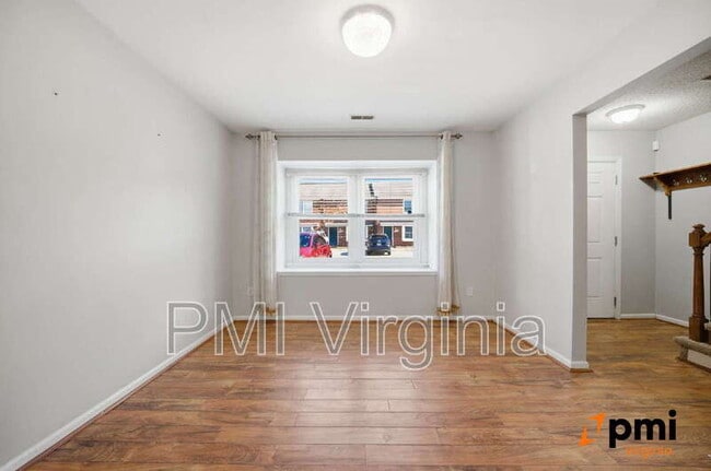 Photo - 1957 Darnell Dr