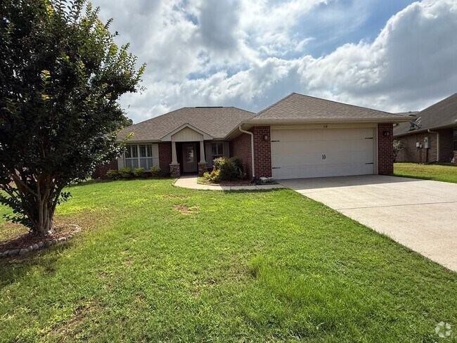 Building Photo - Stunning 3-Bedroom, 2-Bathroom Home in Mad...