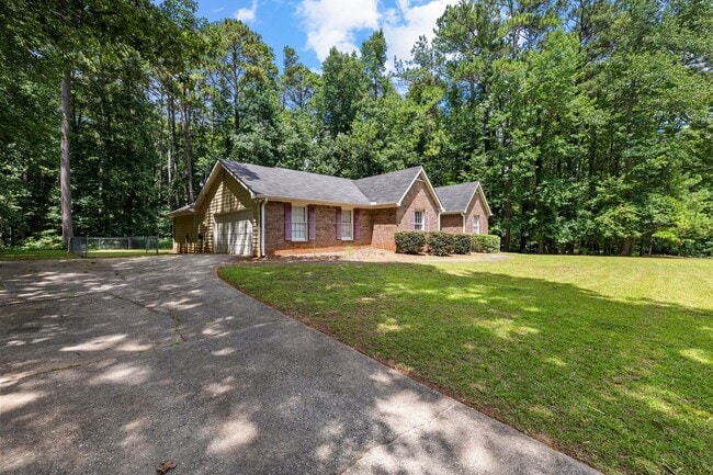 Photo - Updated 3BR Brick Ranch in Whitewater School District