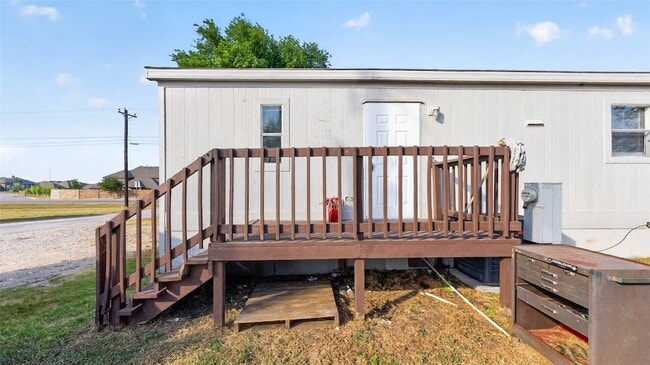 Photo - 1341 Flying L Ln