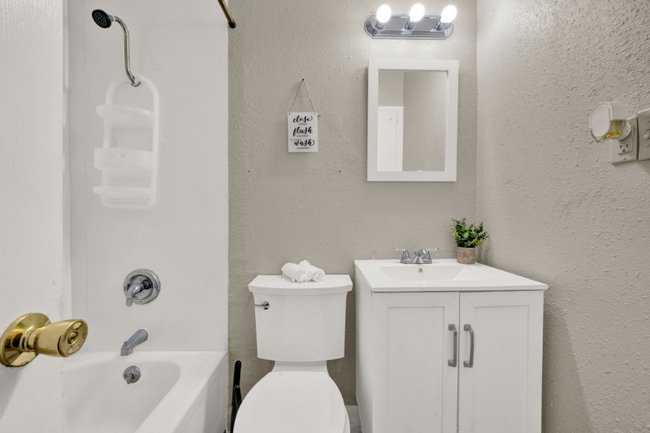 Photo - 313 Deborah Dr