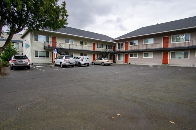 Building Photo - 7538 N Ida Ave Unit 7538