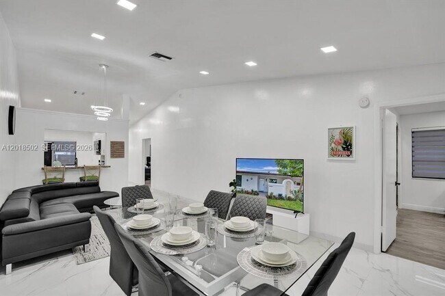 Photo - 5434 SW 25th Ave