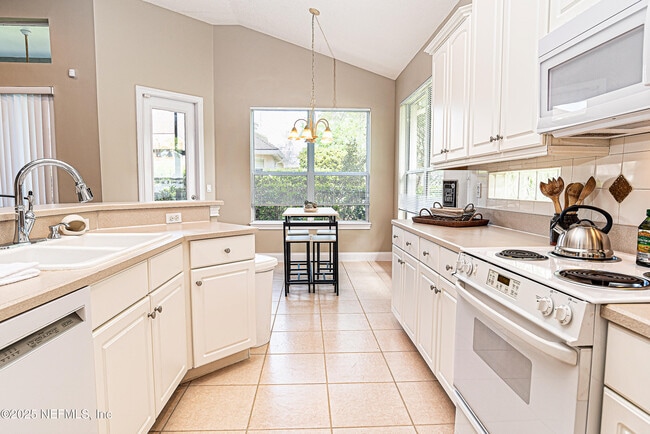 Photo - 341 Island Green Dr