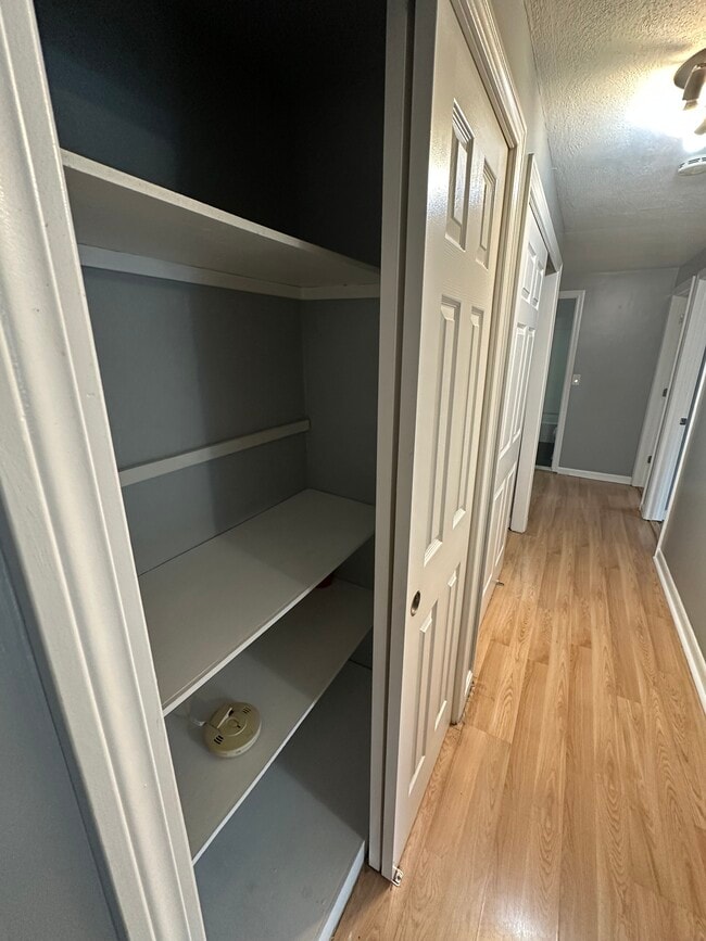 Photo - 31 Jones Ter Unit 28