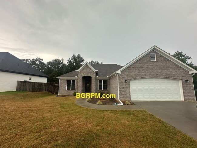 Building Photo - 4 BD 2 BA Rental