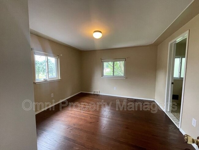 Building Photo - 31245 Bretz Dr Rental