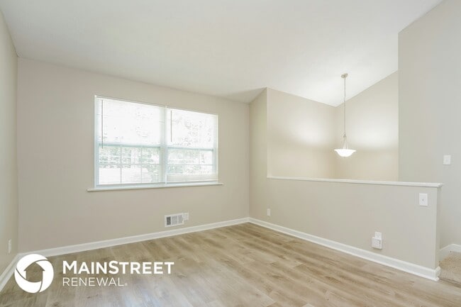 Photo - 2535 Kelly Lake Dr