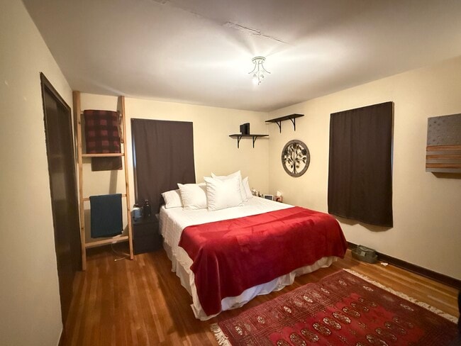 Photo - 1258 MacArthur Ave