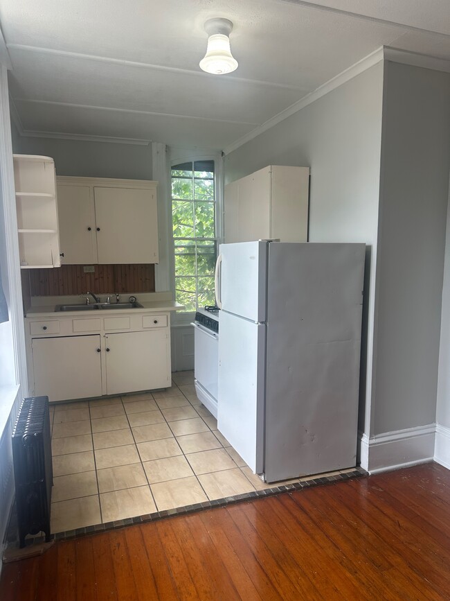 Photo - 188 W 2nd St