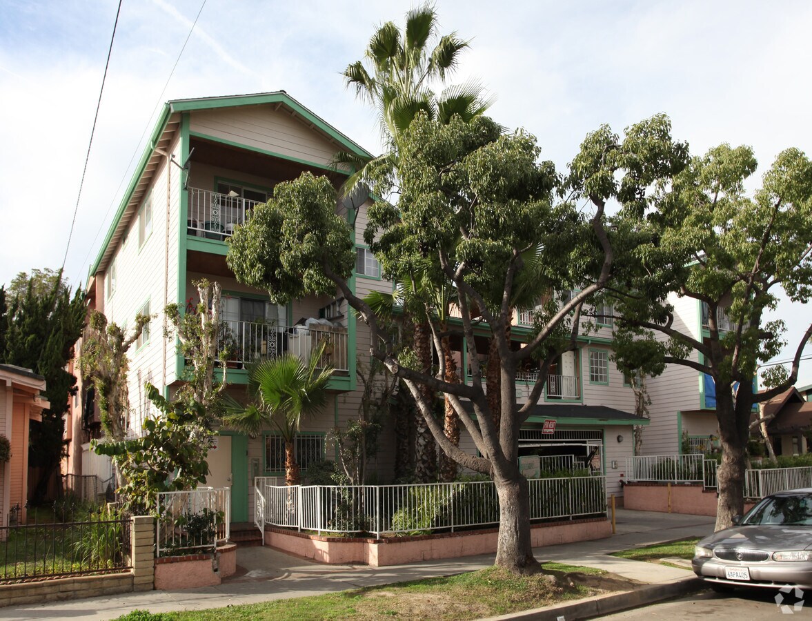 Walnut Twins - Walnut Twins