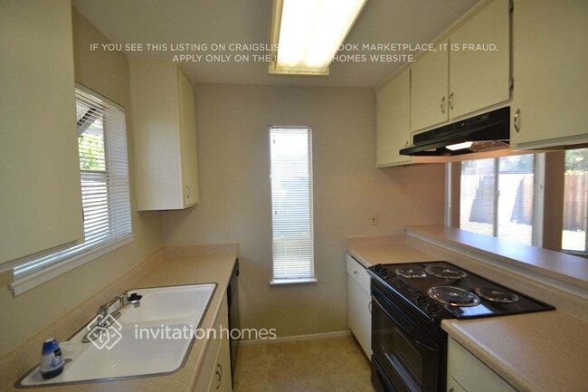 Photo - 243 Madera Ct