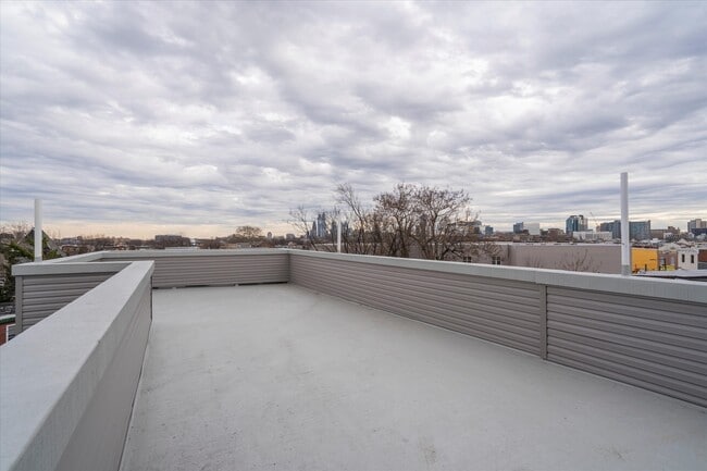 Photo - 717 N 41st St