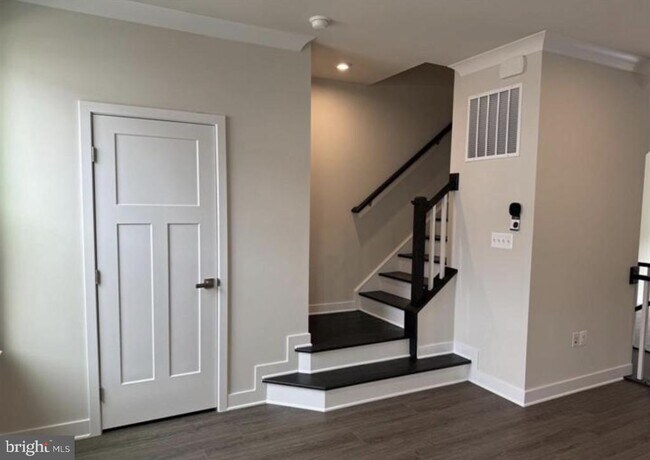 Photo - 5050 Orchid Bnd