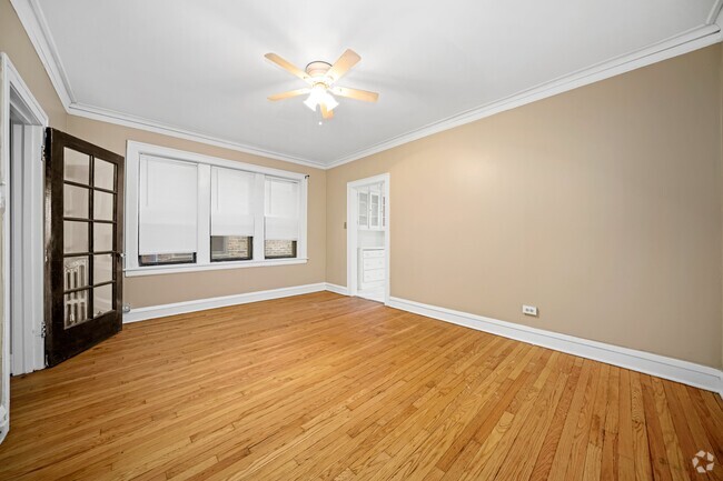 Building Photo - Spacious Two Bedroom Close to St. Francis ... Unit 2S Rental