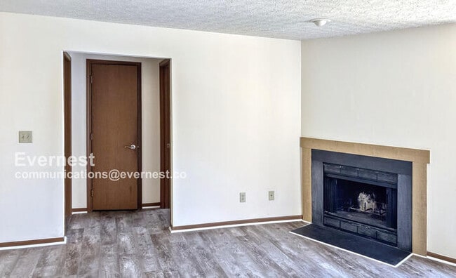 Photo - 2-Bedroom Condo with Laundry Hookups / Pet... Unit D