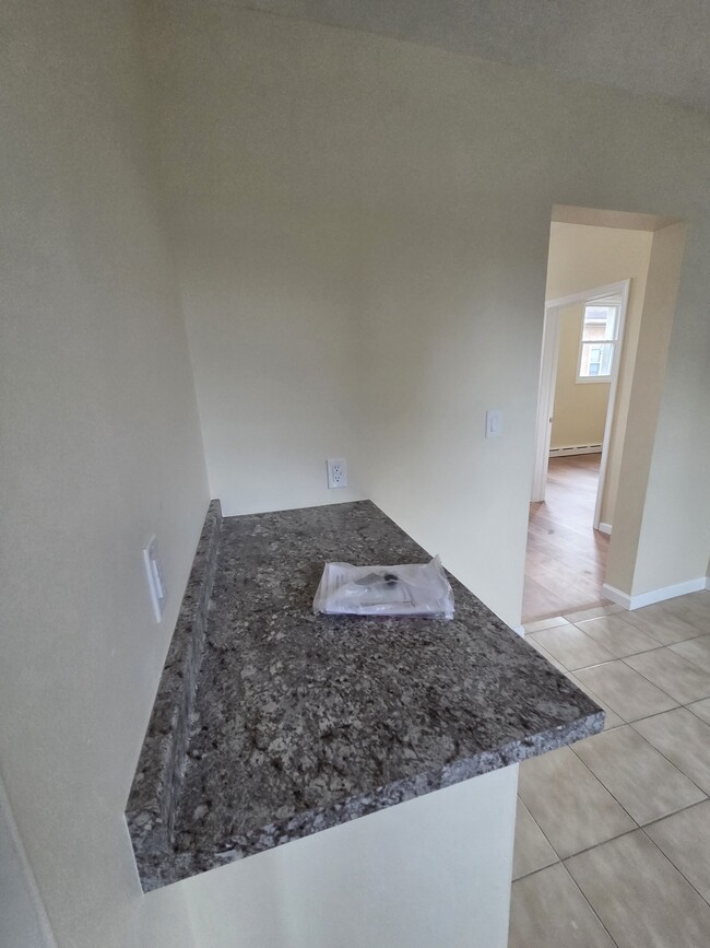 Photo - 141 Jackson Ave Unit 1