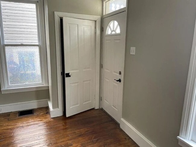 Photo - 3-bedroom, 1 full bath Victorian home in Newport, PA