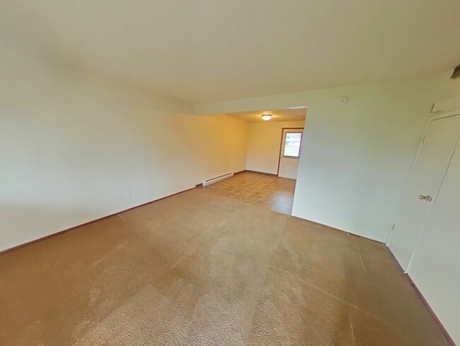 Photo - 2 Bedroom Apartment ~ Philomath ~ Small Pet Friendly Unidad 115 S 20th #5