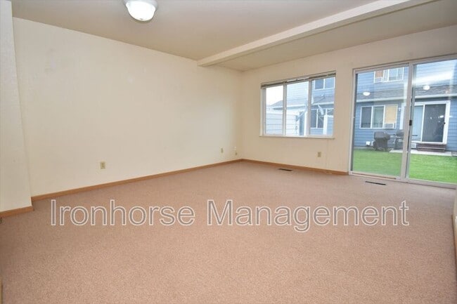 Photo - 2471 Wheeler Dr Unit B