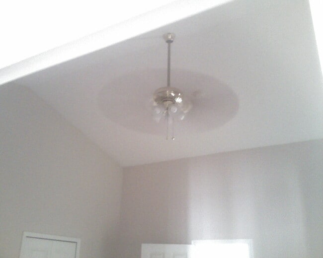 Building Photo - 2424 Cerberus Dr