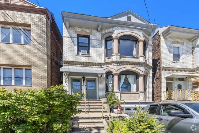 Building Photo - 415 Gregory Ave Rental
