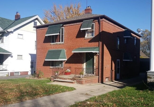 Building Photo - 3259 W 115th St Unit UP