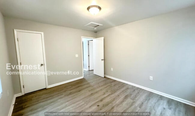 Photo - 1368 Alverado Way