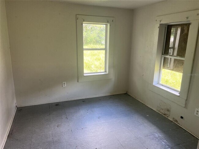 Photo - 507 N 6th St