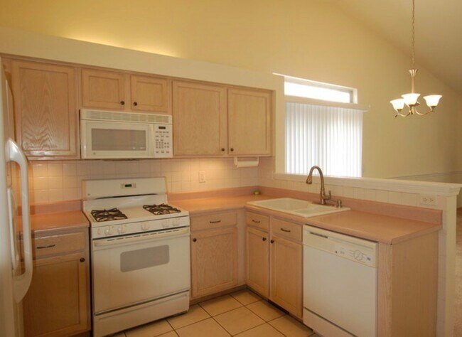 Photo - 14019 S Oakdale Cir